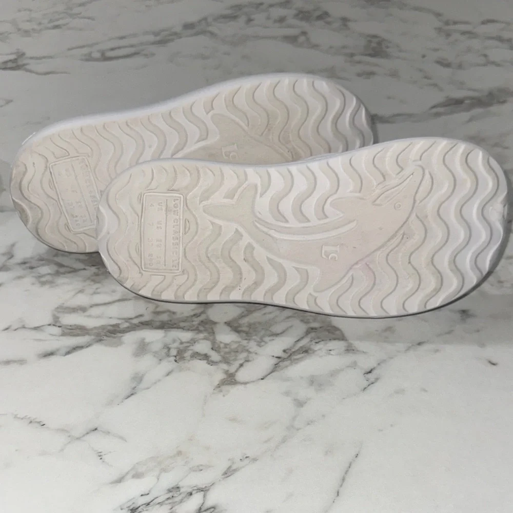 Low Classic Stylish White Sandals for Women Size 7